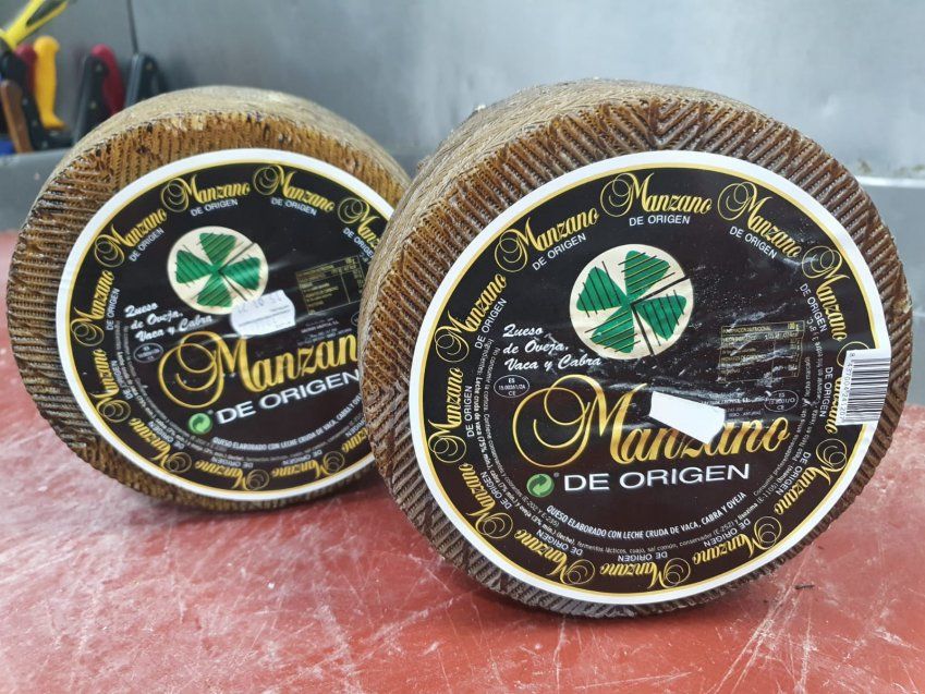 2d9ca41a1476016a78175b4d80951dfc99f492e1